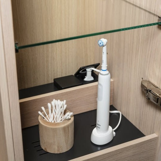 Svedbergs Latausasema 35 VaaleaSaarni [72355] |