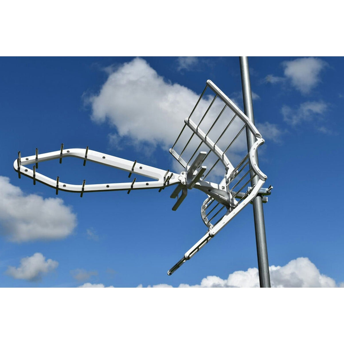 Antenni La - Ant Uhf Lte700 17Db Singleback [7540084] |