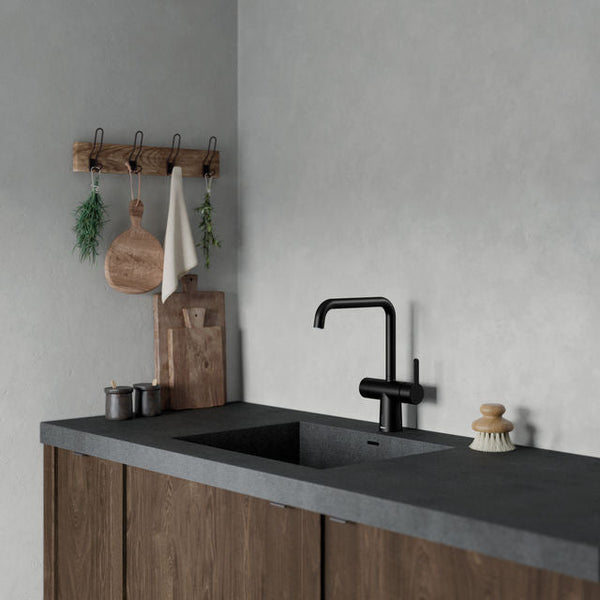 Keittiöhana Damixa Silhouet Touchless, kosketusvapaa, mattamusta - Fertti.com