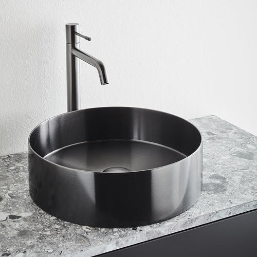 Malja-allas Hafa Circle Steel Harjattu mustakromi - Fertti.com