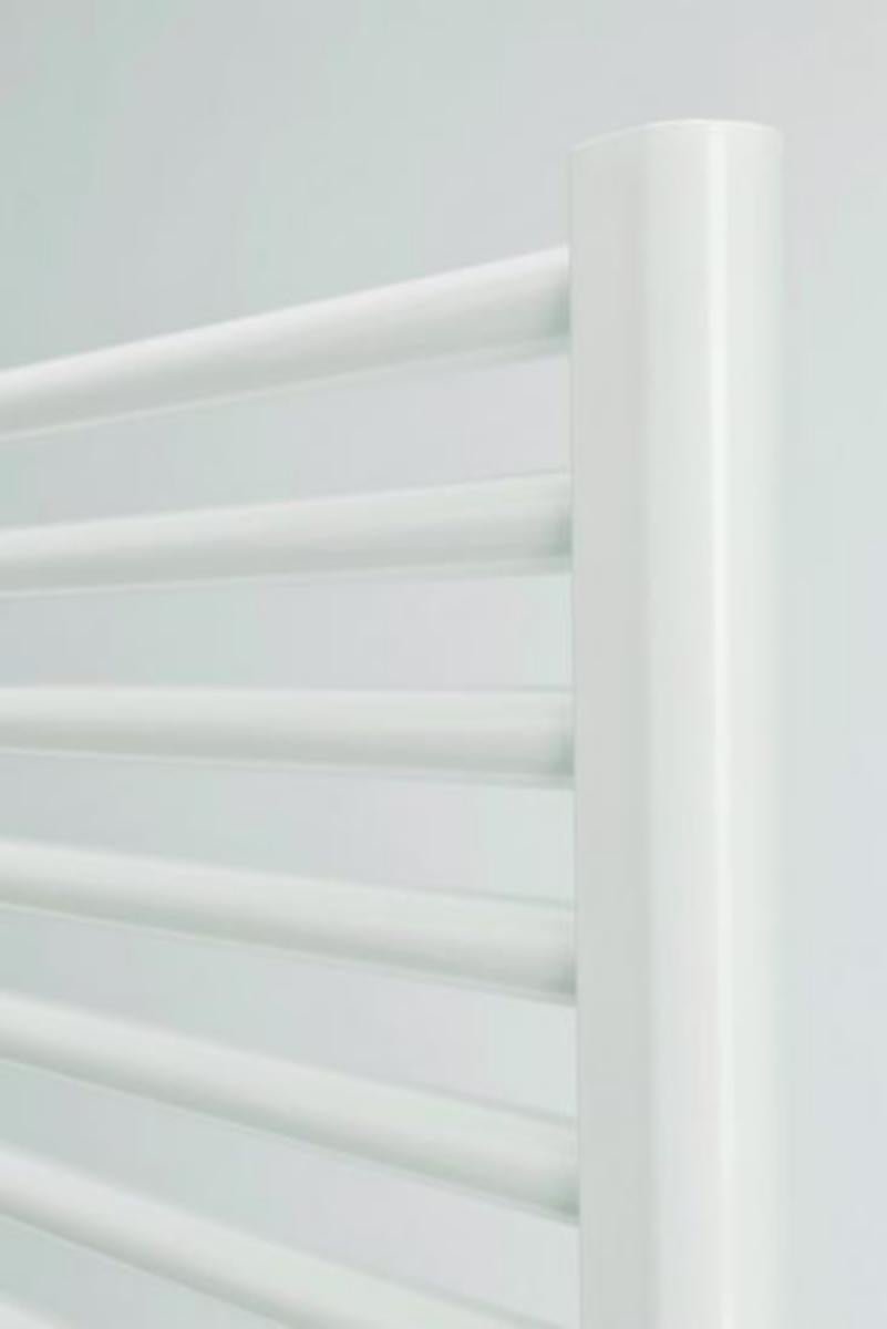 Kylpyhuoneradiaattori Flores Flo0505 Ral9016 [5530211] |