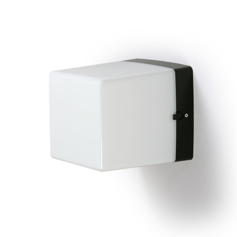 ensto-4117937