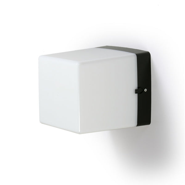 ensto-4117937